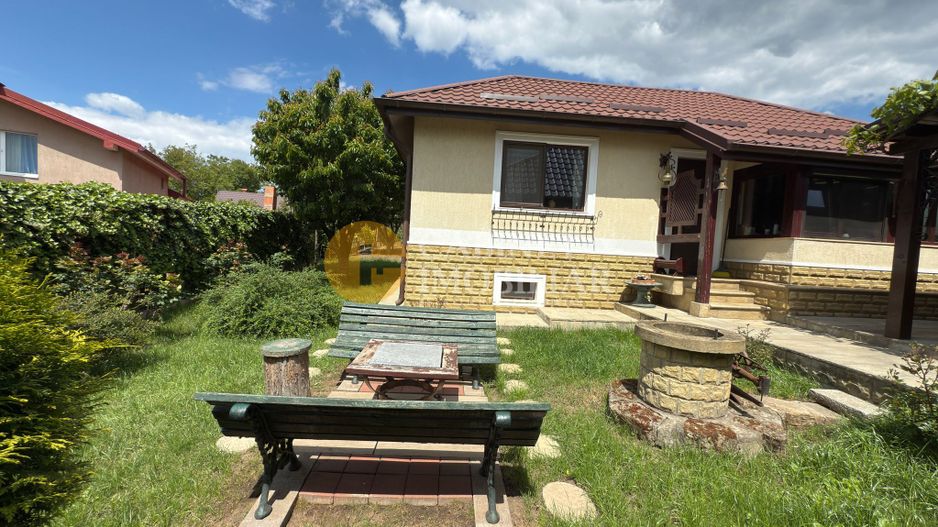 Proprietate deosebită în Aroneanu – 2 case pe teren generos de 1209 mp - Poză 21