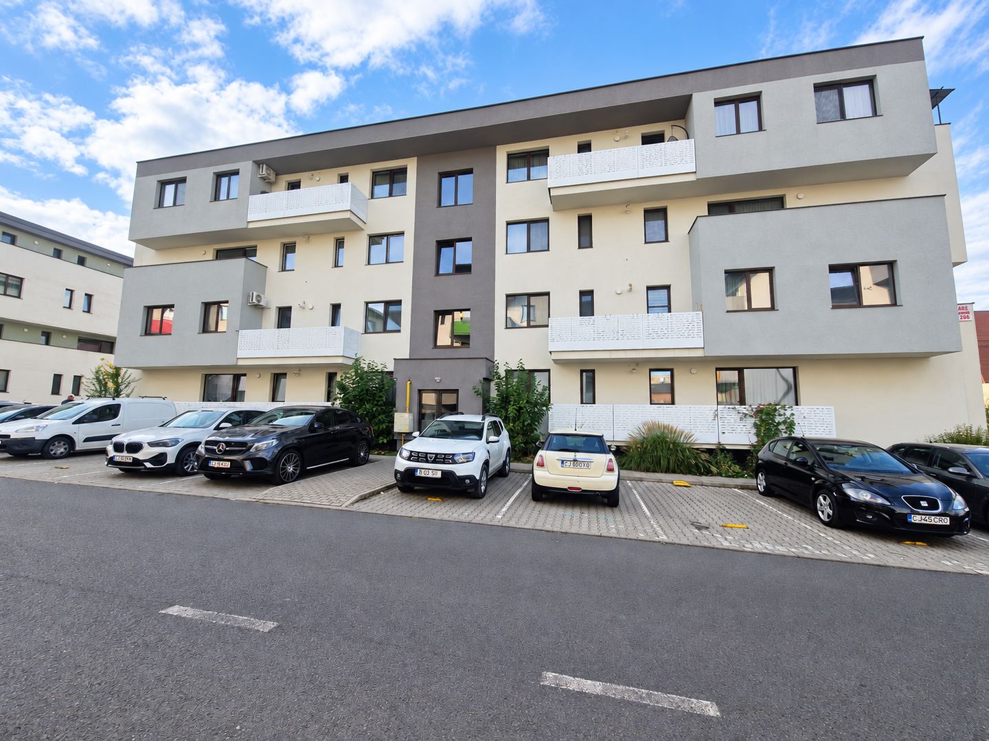 COMISION 0%Apartament 3 camere 74 mp , parcare Floresti str Sub Cetate - Poză 34
