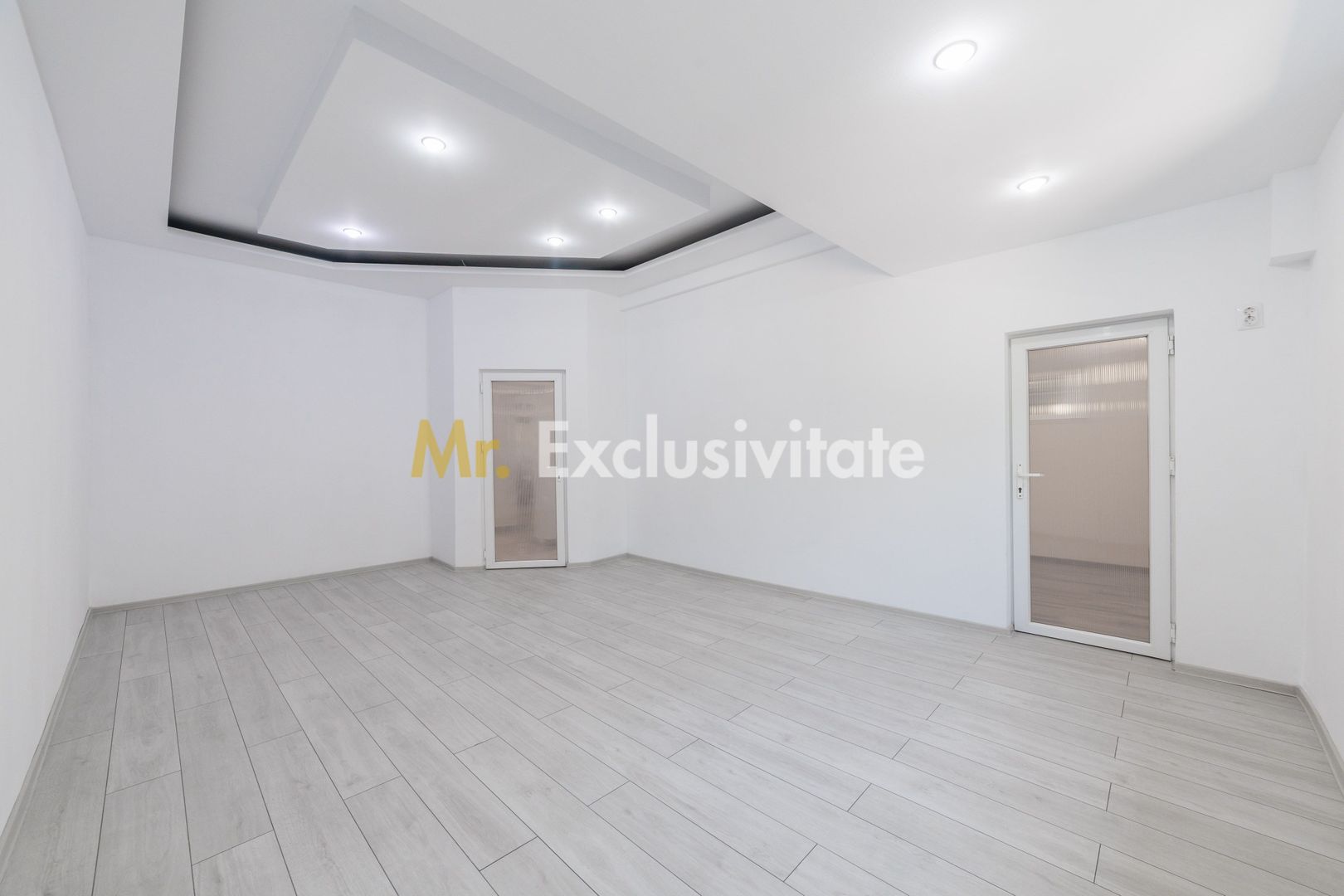 Proprietate multifunctionala | Doua cladiri | 581 mp | Pitesti - Poză 22