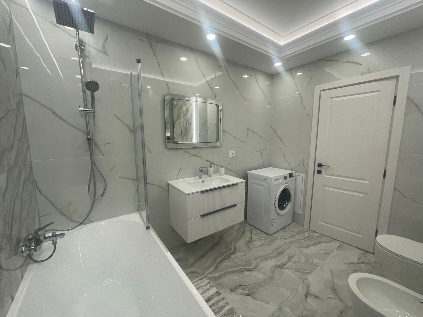 Apartament LUX 104 MP | Rădăuți | 2 Băi | Open Space | Etaj 1 - Poză 23