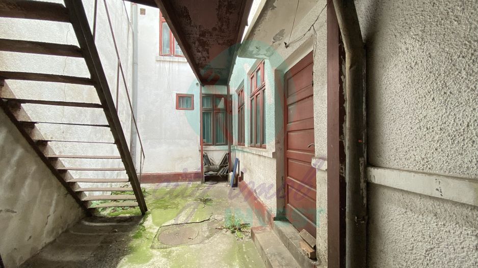 Proprietate centrală – ideală pentru investiție! - Poză 6