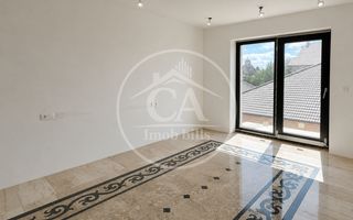 Casă de vânzare P+E+M cu 7 camere in Cartierul Grigorescu, Oradea - Poză 9