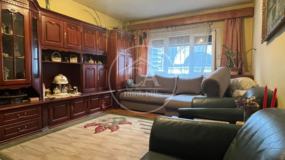 Apartament cu 3 camere de vânzare în zona Calea Aradului/Ramada,Oradea - Poză 1