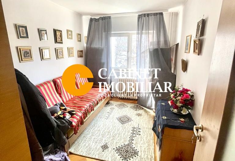 Etaj 2 Gara- Arcu Apartament 3 camere decomandat 2 bai - Poză 1