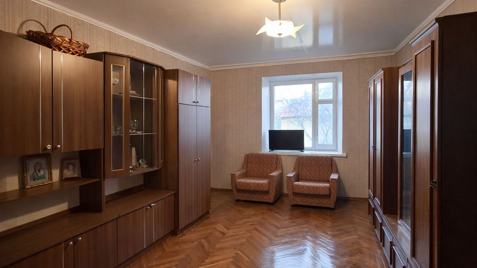Casă în Grătiesti 8.5 ari  2 case + garaj - Poză 11