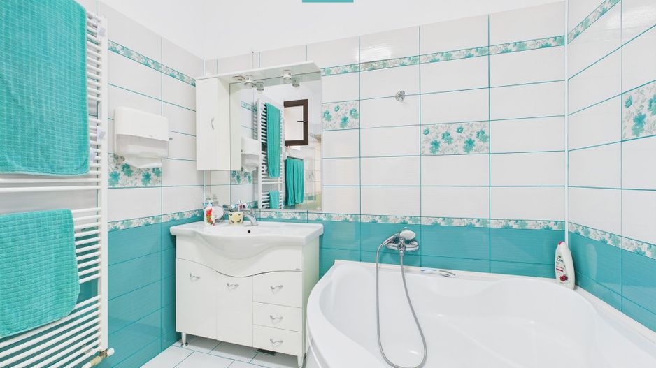 Casă exclusivistă cu 4 camere, în Secusigiu, Arad - Poză 13