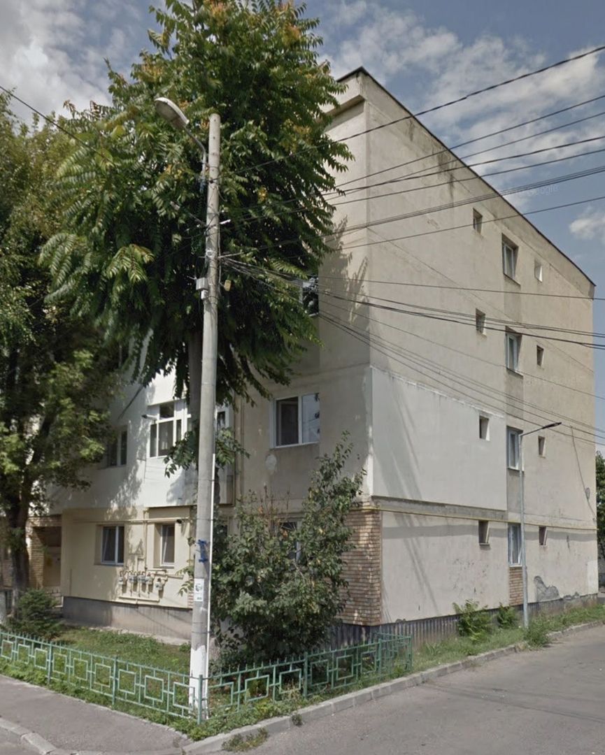 Garsonieră 27 mp cu balcon -bloc 3 etaje-mobilată utilată-bloc an 1980 - Poză 8