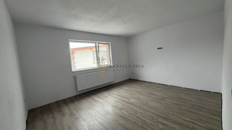 Apartament 3 camere, zona Turnisor - Poză 1