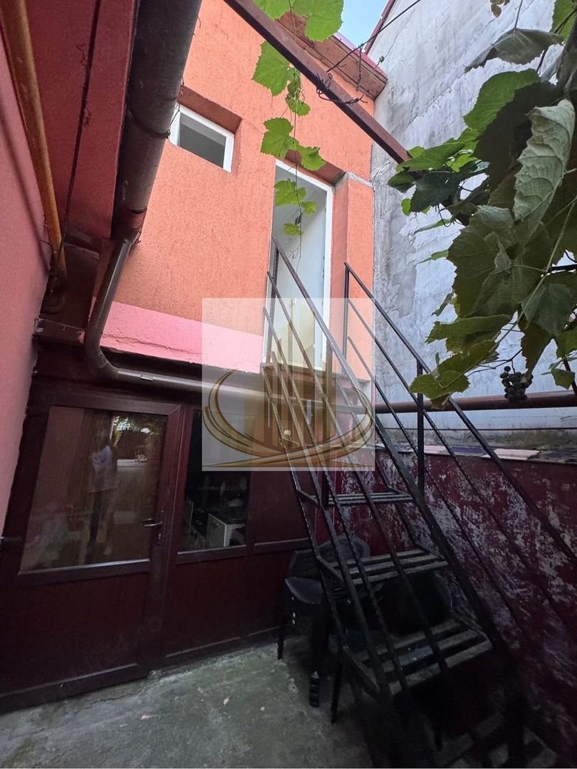 Casă individuală Șagului, 5 camere, 180 mp utili, teren 403 mp - Poză 2