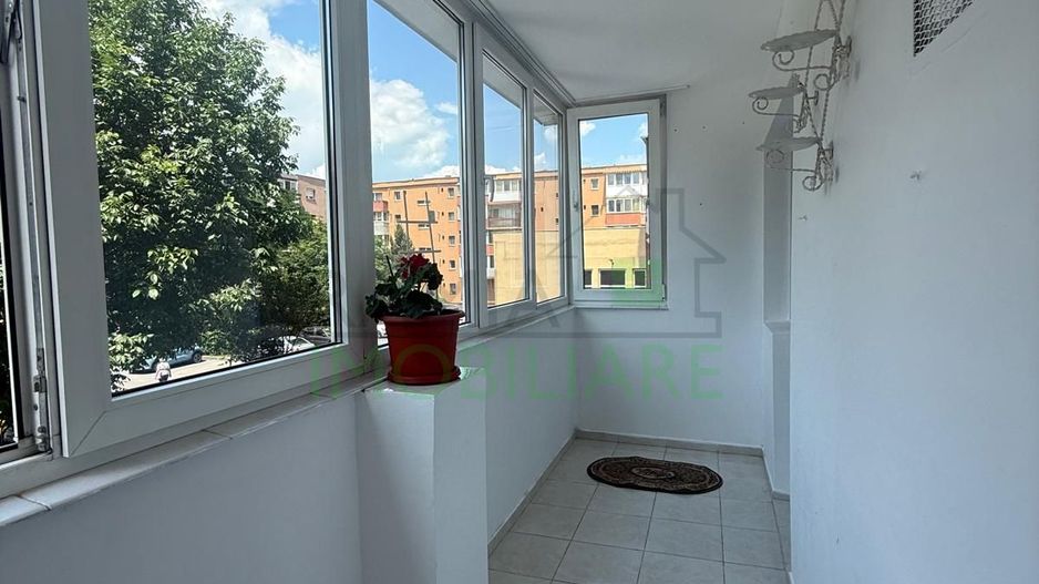 Apartament 3 Camere Decomandat, Etaj 1, Tractorul - Poză 12