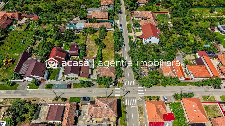 Casă cu teren 1018 mp și 2 fronturi stradale- Bujac - Poză 3