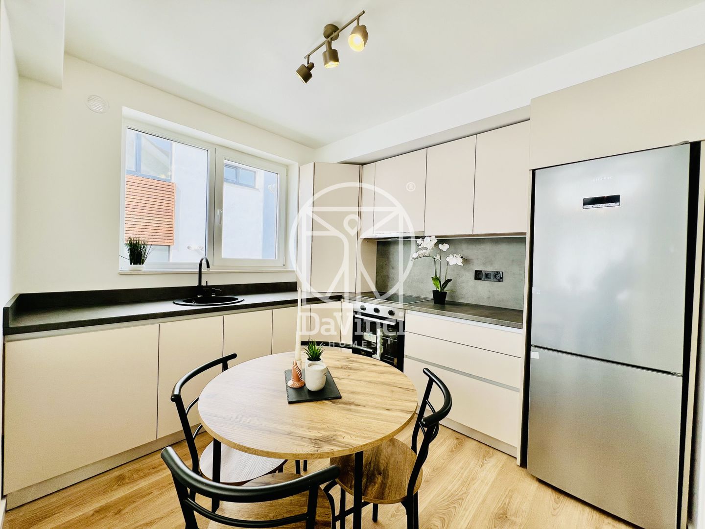 Apartament 3 camere, intabulat, mobilat si utilat (NCL-47D-Ra-ap.3) - Poză 1