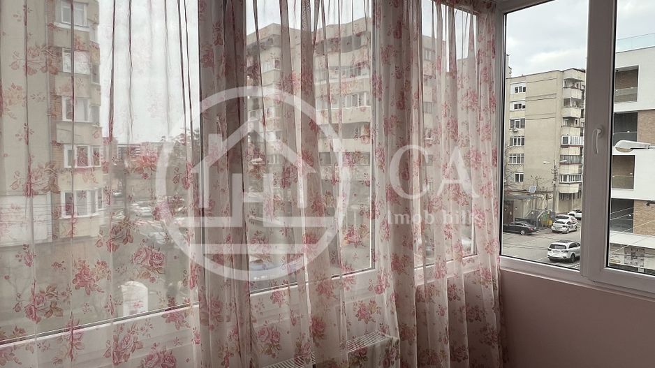 Apartament cu 3 camere de inchiriat in zona Decebal, Oradea. - Poză 10