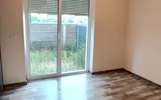Oferim spre vanzare apartament 2 camere, 60 mp curte, Giroc, 0% Comision - Poză 11