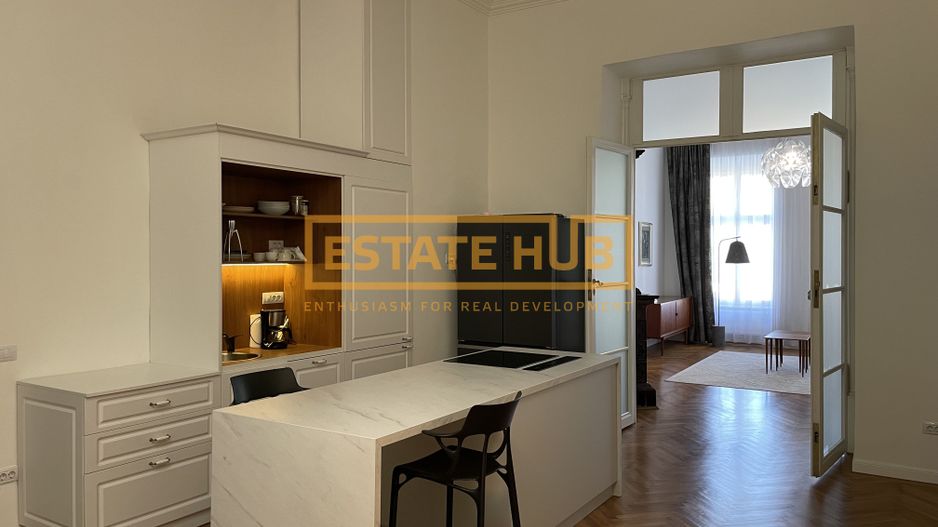 Apartament spectaculos de 125 mp in centrul istoric pe Str. Eroilor - Poză 9