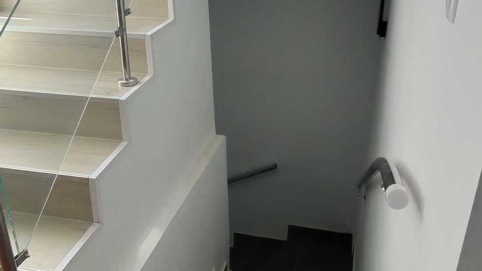 Vilă duplex modernă | Tunari | Strada 1 Decembrie | renovată integral - Poză 4