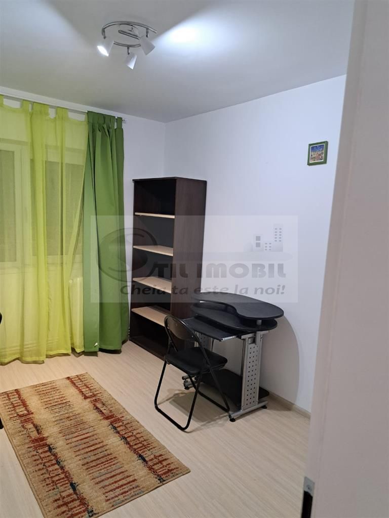 Apartament - 3 Camere Nicolina - 555 euro - Poză 8