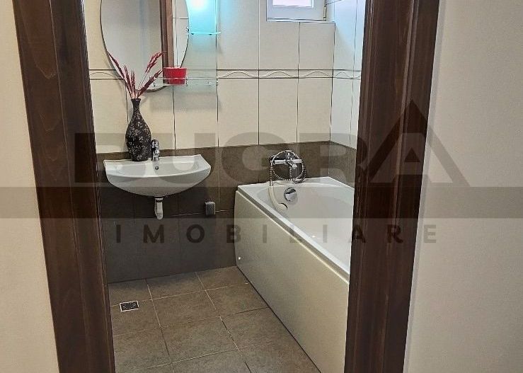 Apartament de 2 camere, decomandat, 73mp, parcare, zona Trifoiului - Poză 11