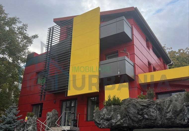 Inchiriez Vila Bucium - Poză 1