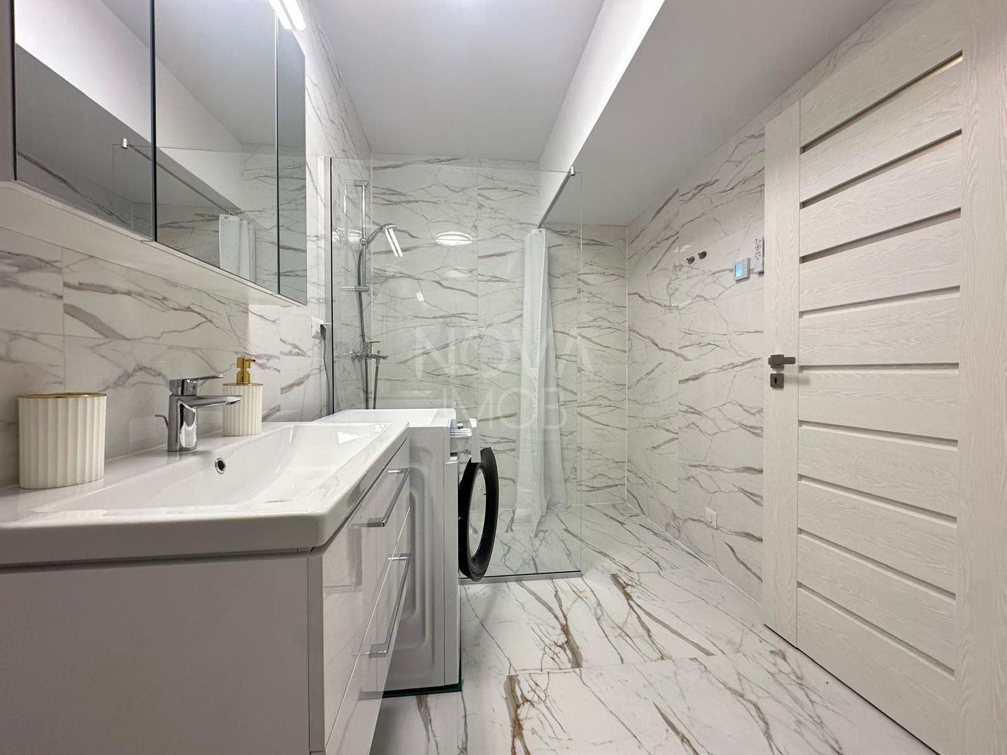 Apartament modern - Evolution, NOU, Sibiu - Poză 12