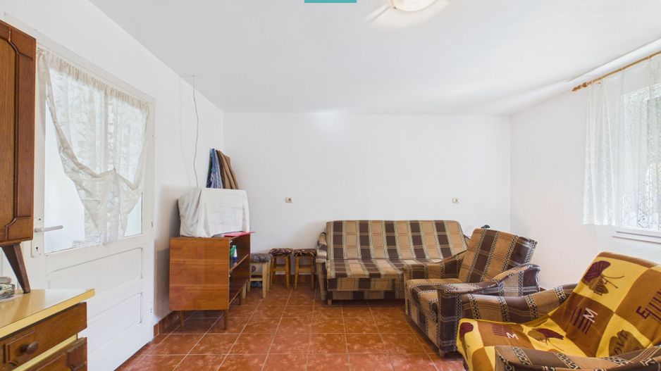Casă cu teren 2877 mp, orașul Ineu - Poză 15