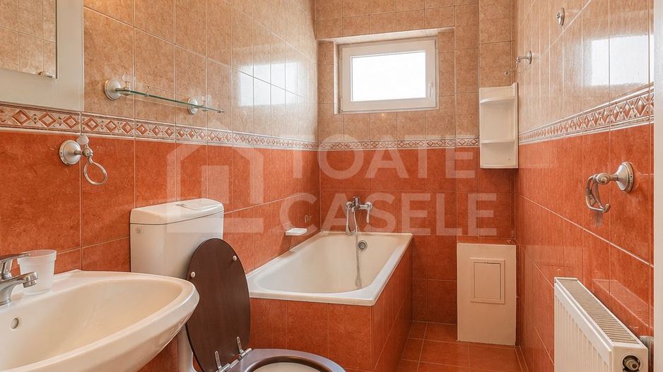 Apartament cu 3 camere, zona Dunarii - Poză 6