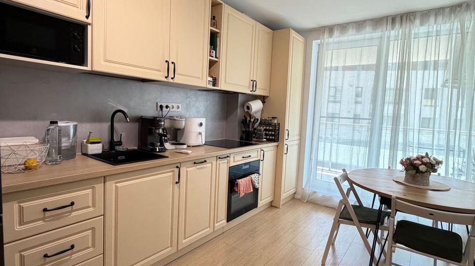 Apartament 2 camere, terasa, etaj intermediar, boxa, parcare - Poză 4