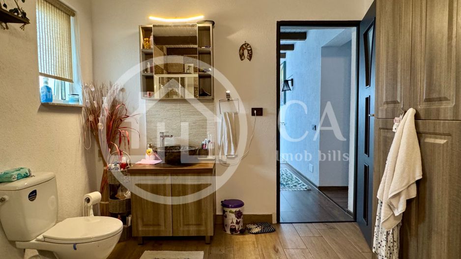 Casă de vânzare cu 6 camere in cartierul Tineretului, Oradea - Poză 20