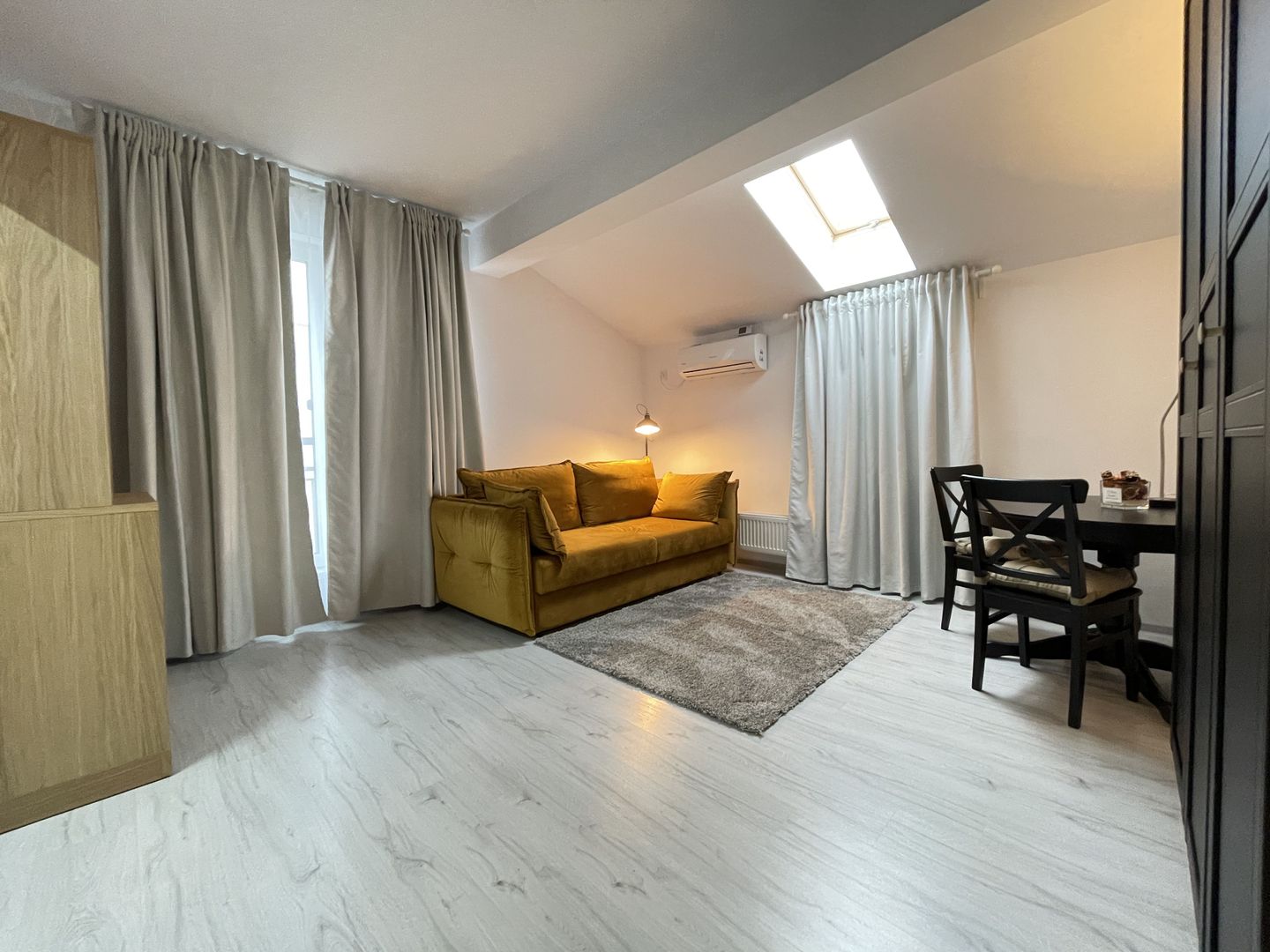 TITAN |Chirie 2 cam bloc 2020 centrala proprie Metrou 15min 1 Dec 1918 - Poză 1