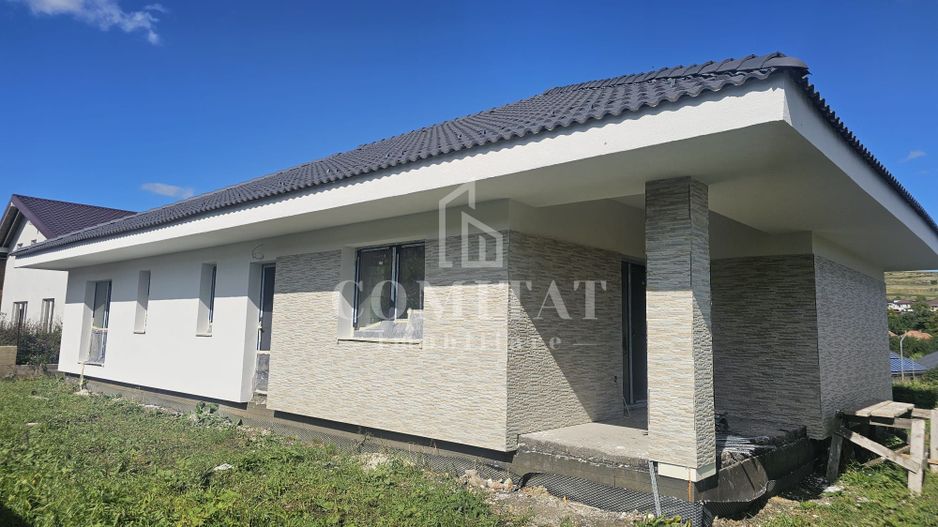 Casă eficientă energetic pe 1 nivel în Chinteni - Poză 1