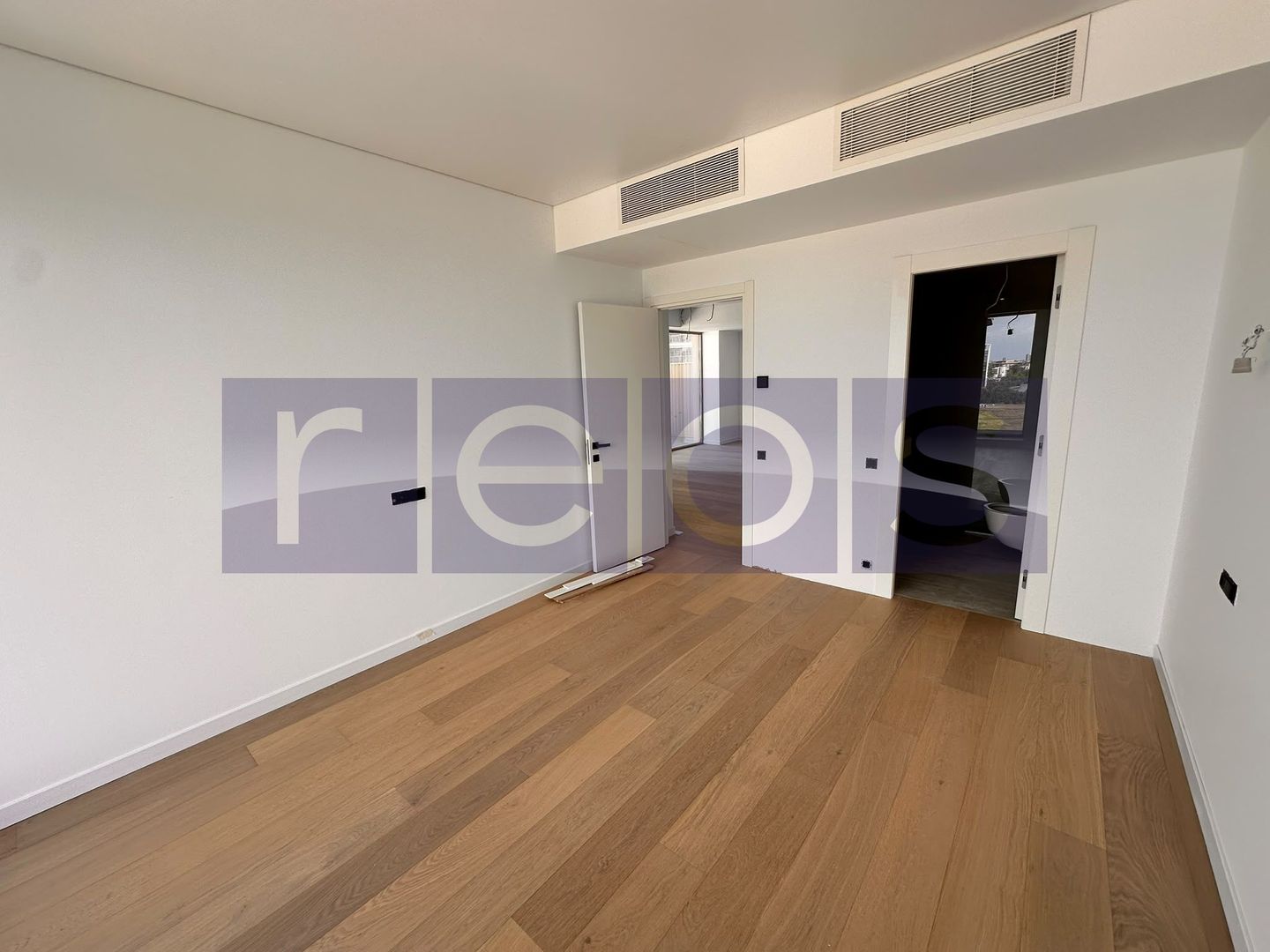 VANZARE APARTAMENT DEOSEBIT 3CAMERE 89MP | PARCARE | ONE HIGH DISTRICT - Poză 8
