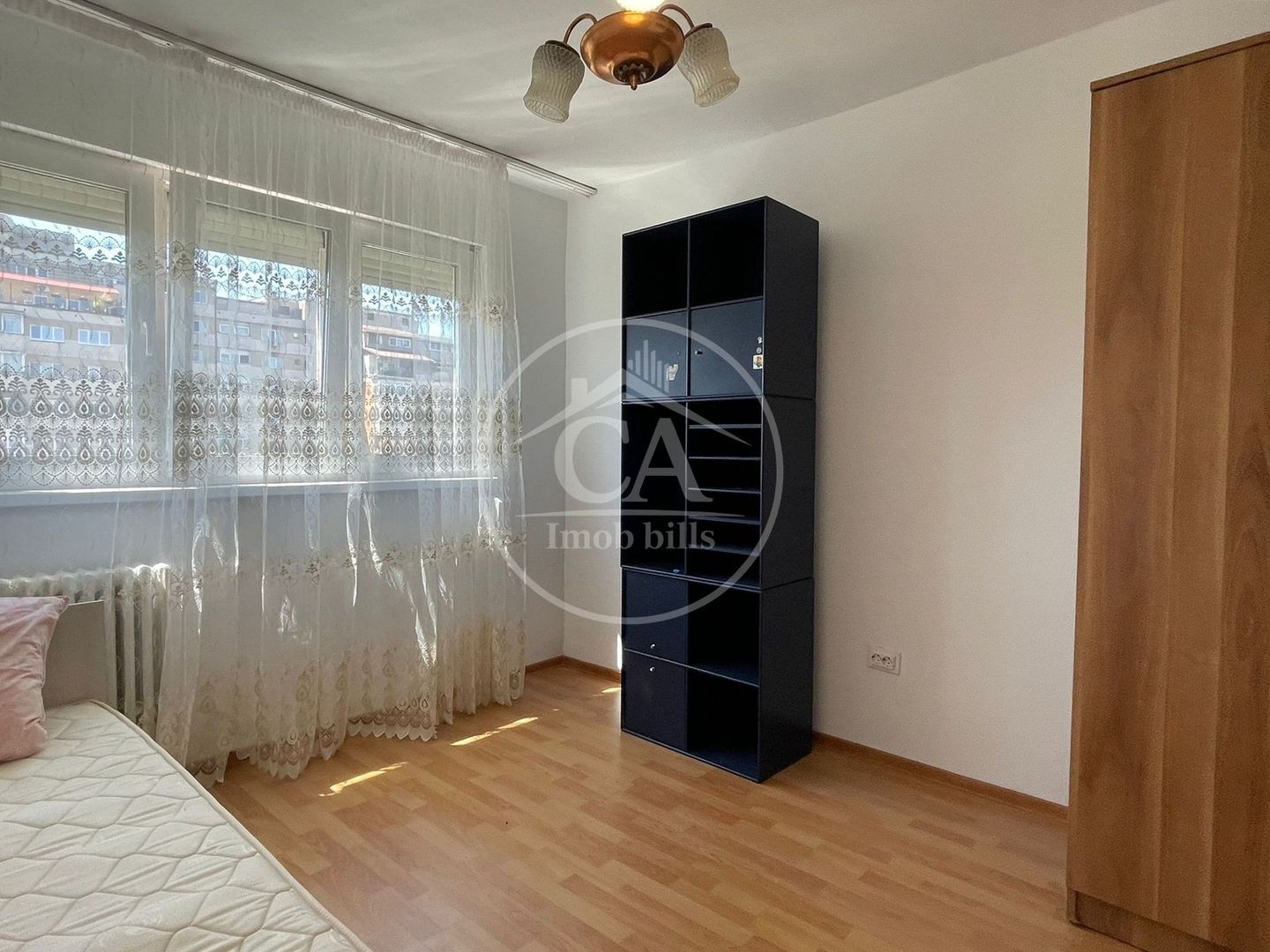 Apartament cu 3 camere de inchiriat in zona Dacia, Oradea - Poză 8