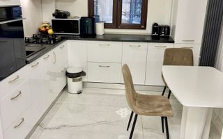 Apartament 2 camere zona Basarabiei - Sld. Tina Petre - Poză 1