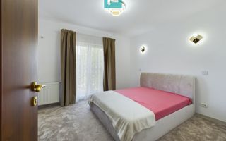 Apartament cu 3 camere în Subcetate - Poză 10
