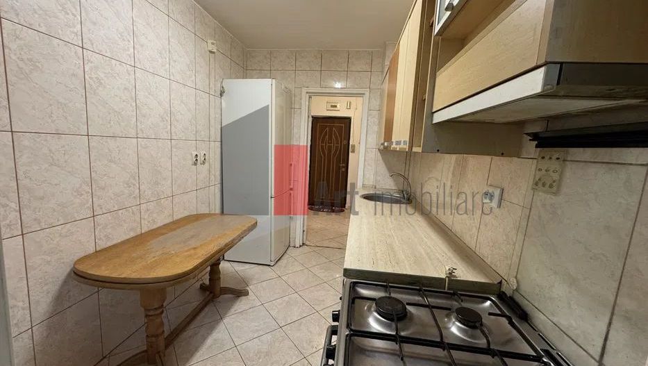 Vânzare apartament 3 camere Emil Racoviță - Poză 5