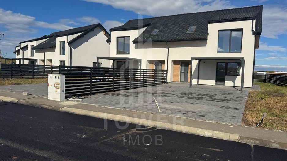 Casă Tip Duplex INDEPENDENTĂ ENERGETIC - Cartier NOU - Poză 1