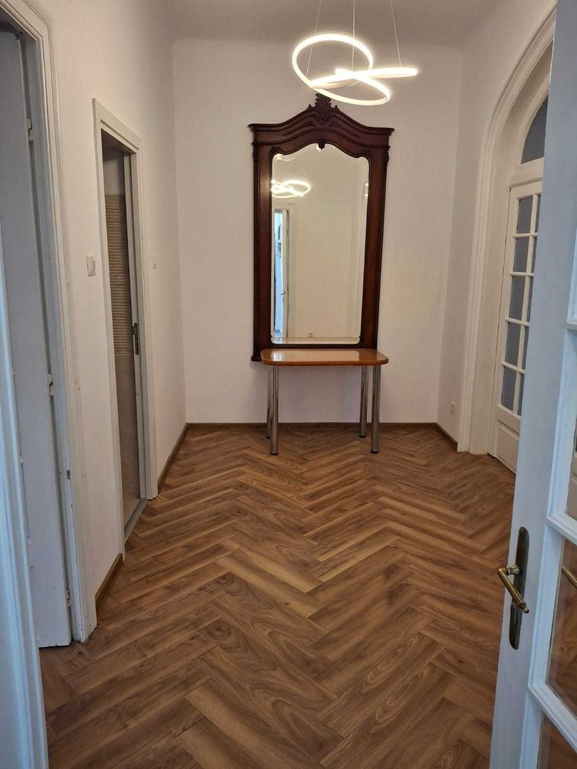 Apartament 2 camere de vânzare, vilă, parter, curte, încălzire în pardoseală - Poză 4