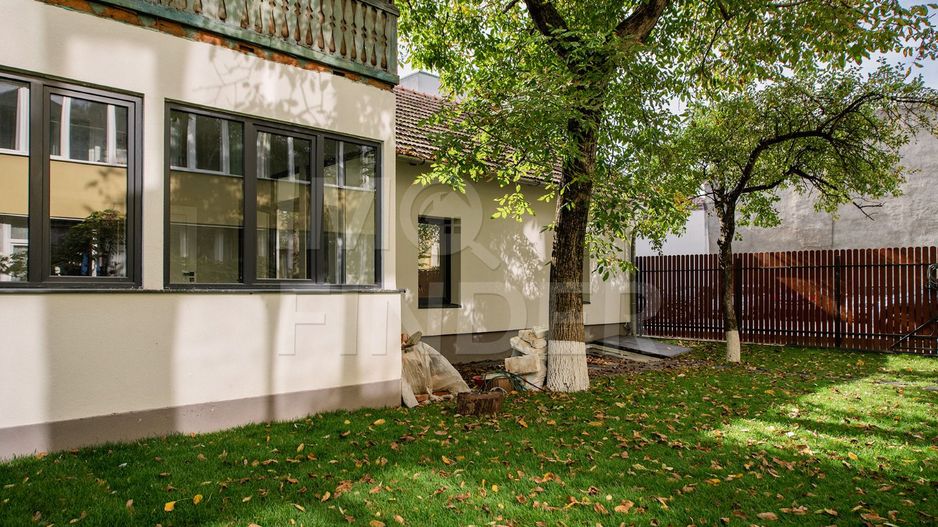 Vanzare apartament la casa 84 mp,  zona centrala, curte 200mp - Poză 15