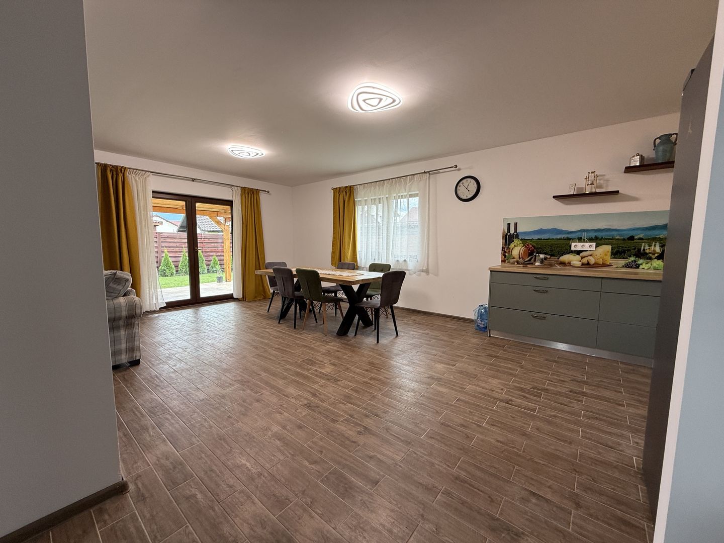 Casă single de vânzare - Cartier Izvor - Poză 18