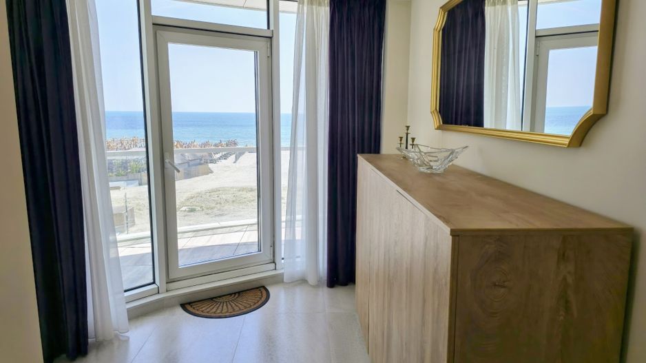 Apartament de lux cu 3 camere în Resort White Sea – Mamaia Nord - Pe malul marii - Poză 9