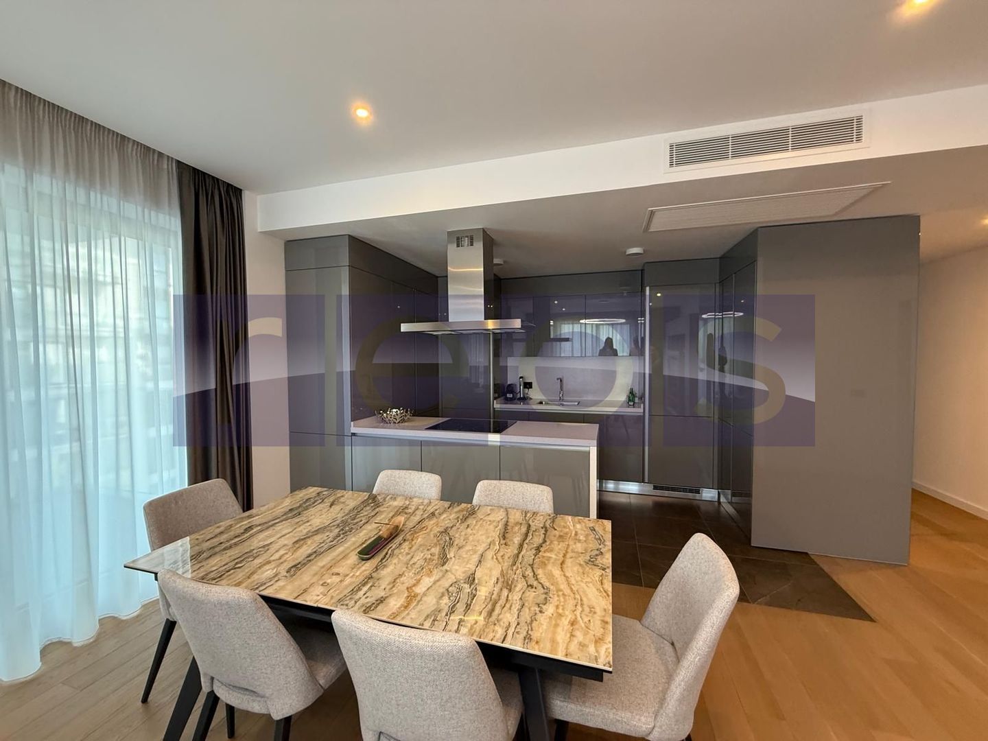 APARTAMENT PREMIUM 4 CAMERE | 3 LOCURI DE PARCARE | ULTRAFINISAT | 141MP | - Poză 8