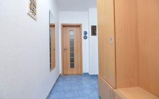 2 camere decomandat si renovat zona VITAN - Poză 6