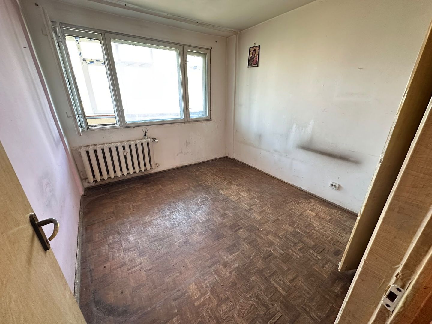 Apartament de vanzare 3 camere Giulesti/Crangasi/Bloc Reabilitat A269 - Poză 10