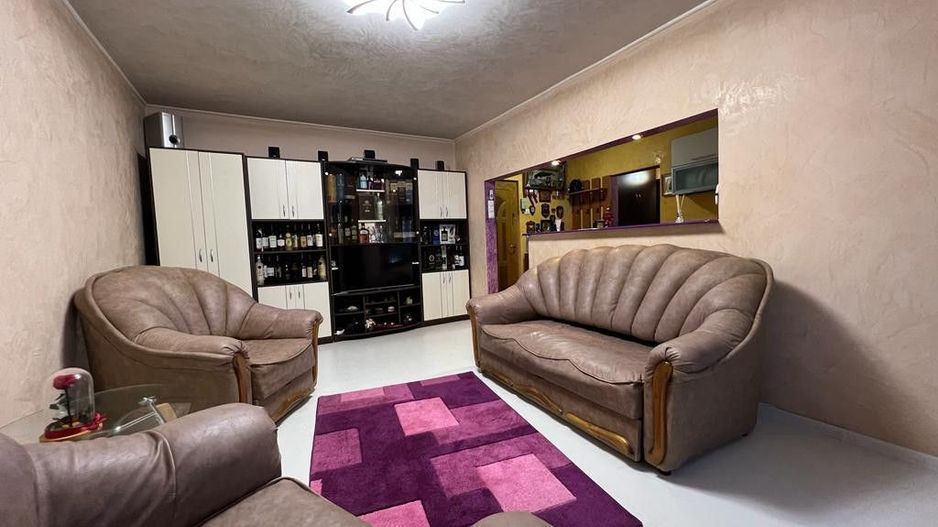 Tomis Nord - Apartament decomandat cu 2 camere, mobilat și utilat. - Poză 3