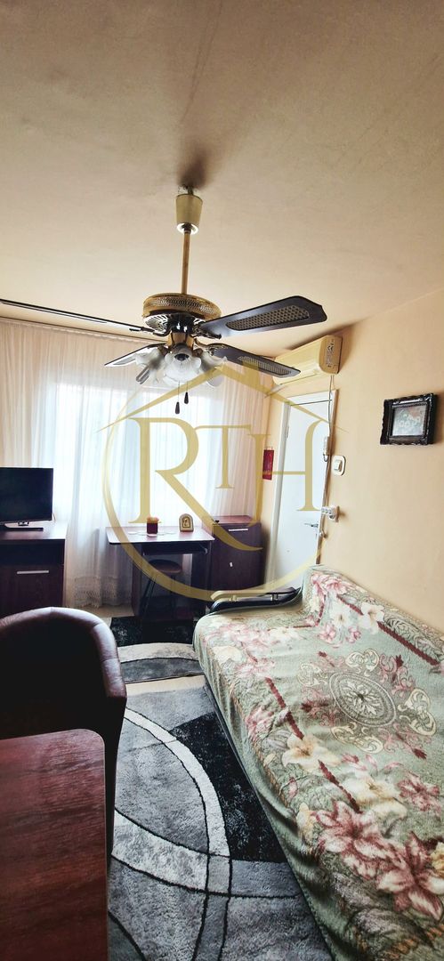 Inchiriez apartament cu 2 camere,clima centrala, zona Calea Sagului/ 300 euro. - Poză 11