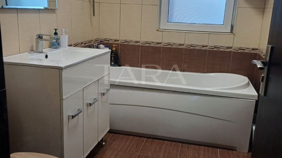 Apartament cu 2 camere, zona centrala Eroilor, în Florești. - Poză 7