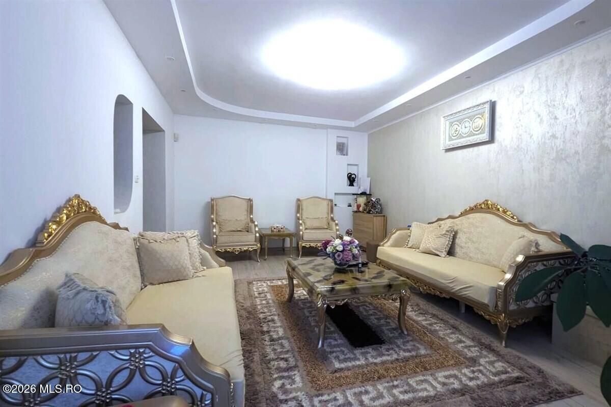 Techirghiol - Centru, casa tip duplex P+M, lot 293 mp si 154 mp utili! - Poză 8