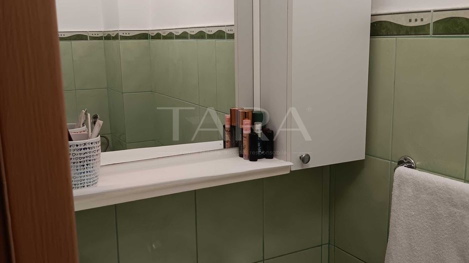 Apartament cu 3 camere decomandate, 2 băi și balcon închis, Zorilor. - Poză 8