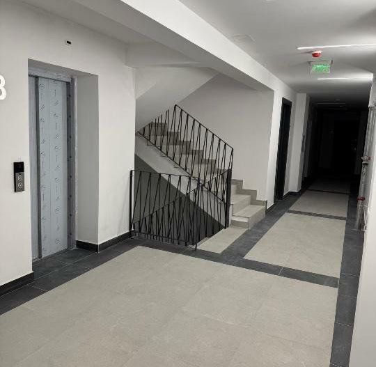 Pers fizică - Apartament de vis cu 3 camere şi vedere superba spre lac! - Poză 14