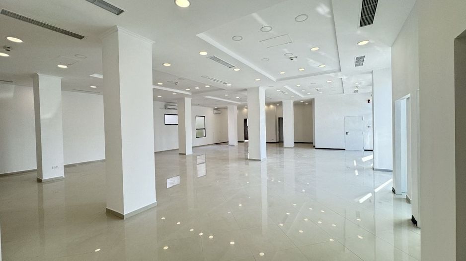 INCHIRIERE SPATIU STRADAL PIPERA PRETABIL SHOWROOM - CLINICA - REPREZENTANTA - Poză 1